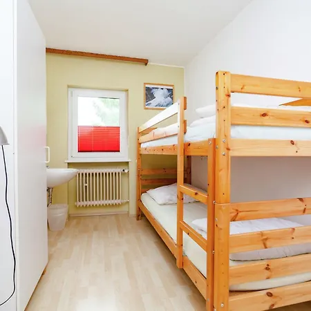 Familenfreundliches Gruppenhaus Naehe Bad Wildungen Holiday home *