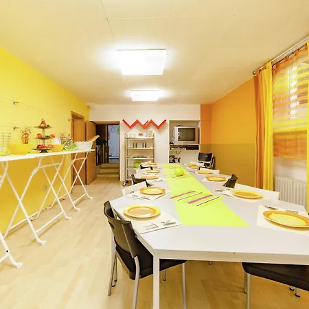 펜션 Hundefreundliches Gruppenhaus In Hessen Mit Garten 바트 즈베스텐