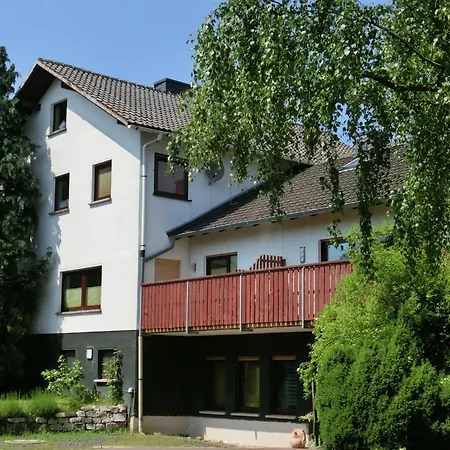Familenfreundliches Gruppenhaus Naehe Bad Wildungen Holiday home *
